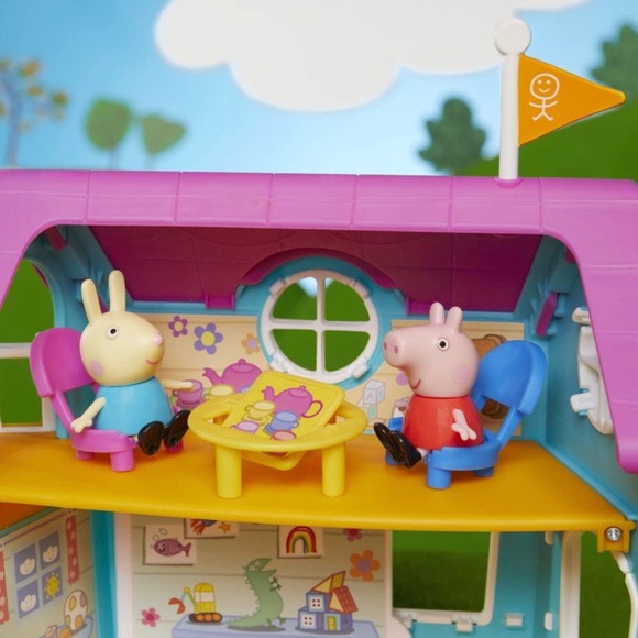 NEW Peppa Pig Peppa’s Club Peppa’s Kids-Only Clubhouse Playset Preschool Toy - Picture 5 of 9